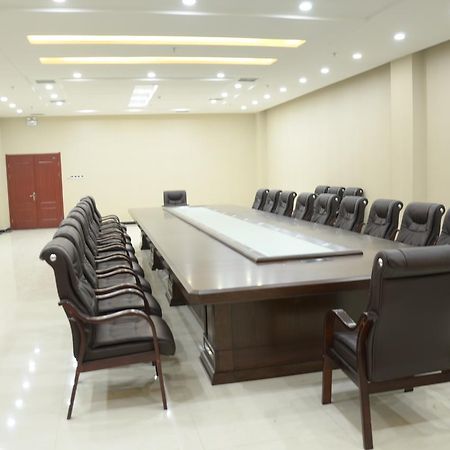 Super 8 Henshui Zhongxin North Avenue Hotel Hengsuj Kültér fotó