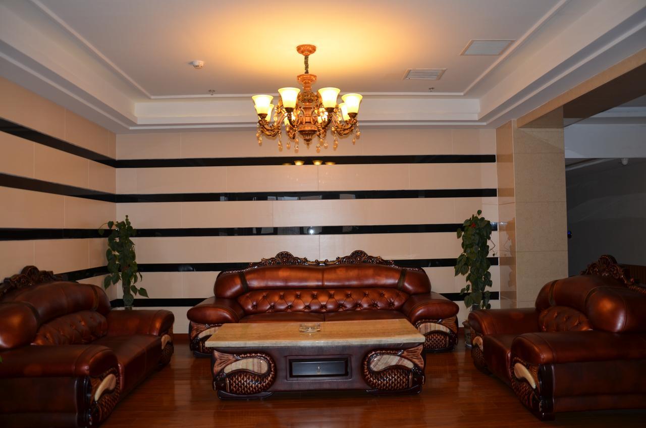 Super 8 Henshui Zhongxin North Avenue Hotel Hengsuj Kültér fotó